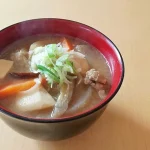 お出汁が効いた豚汁レシピ