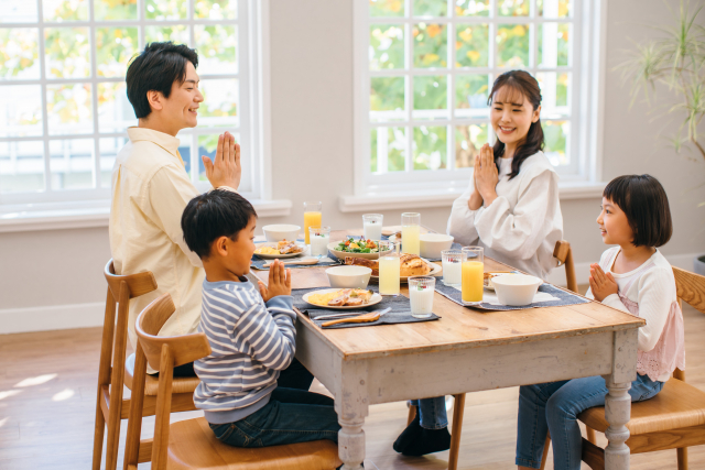 家族の団らんを支える食卓とは？